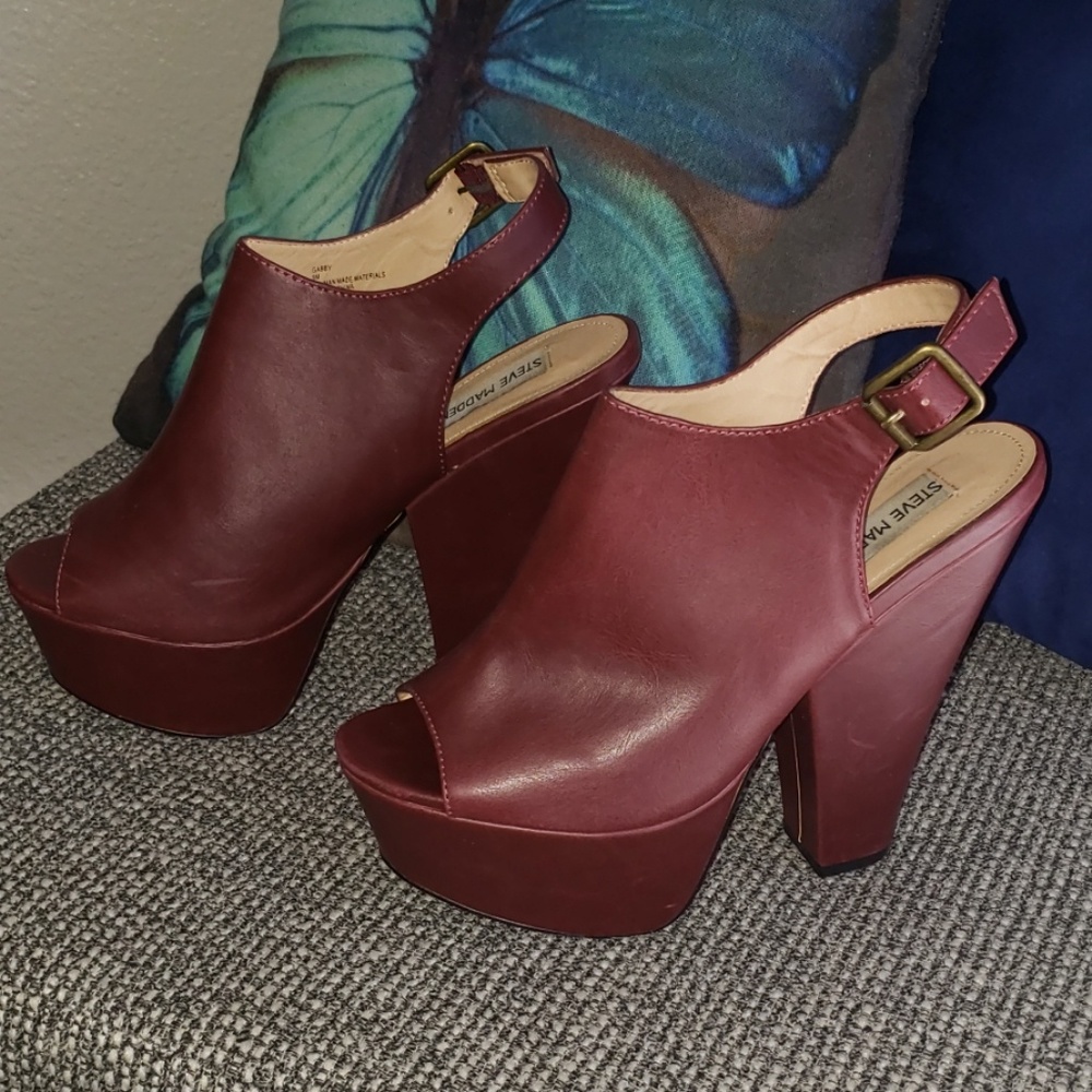 Steve Madden Peep Toe Platform Booties